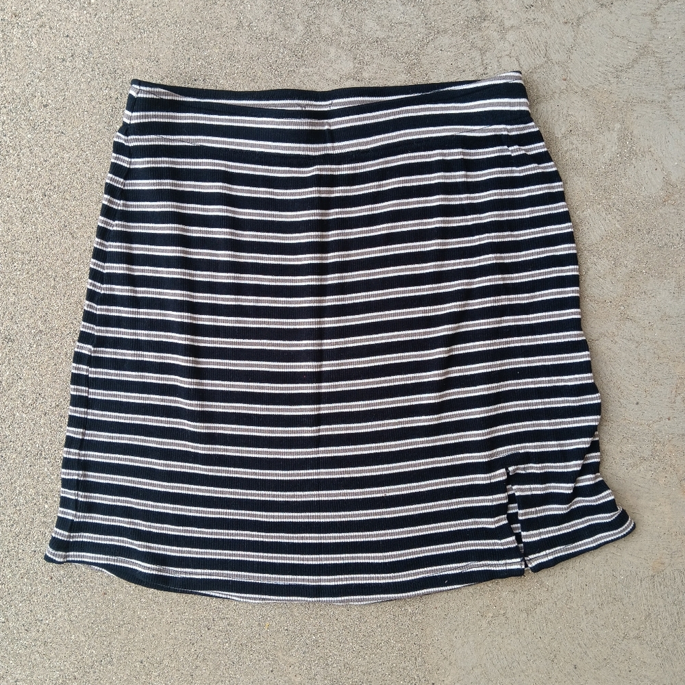 RVCA mini stripped skirt with tiny slit.